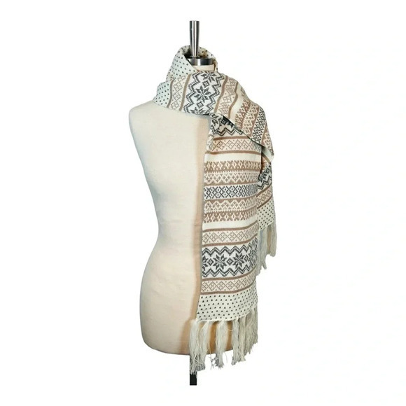 GORGEOUS WINTER SNOWFLAKE SCARF WHITE SILVER GOLD METALLIC FRINGE ONE SIZE - Picture 3 of 6